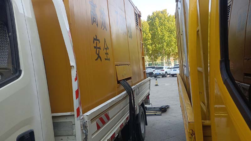 中宁如何判断柴油发电机组和UPS电源的切换时间是否符合要求？